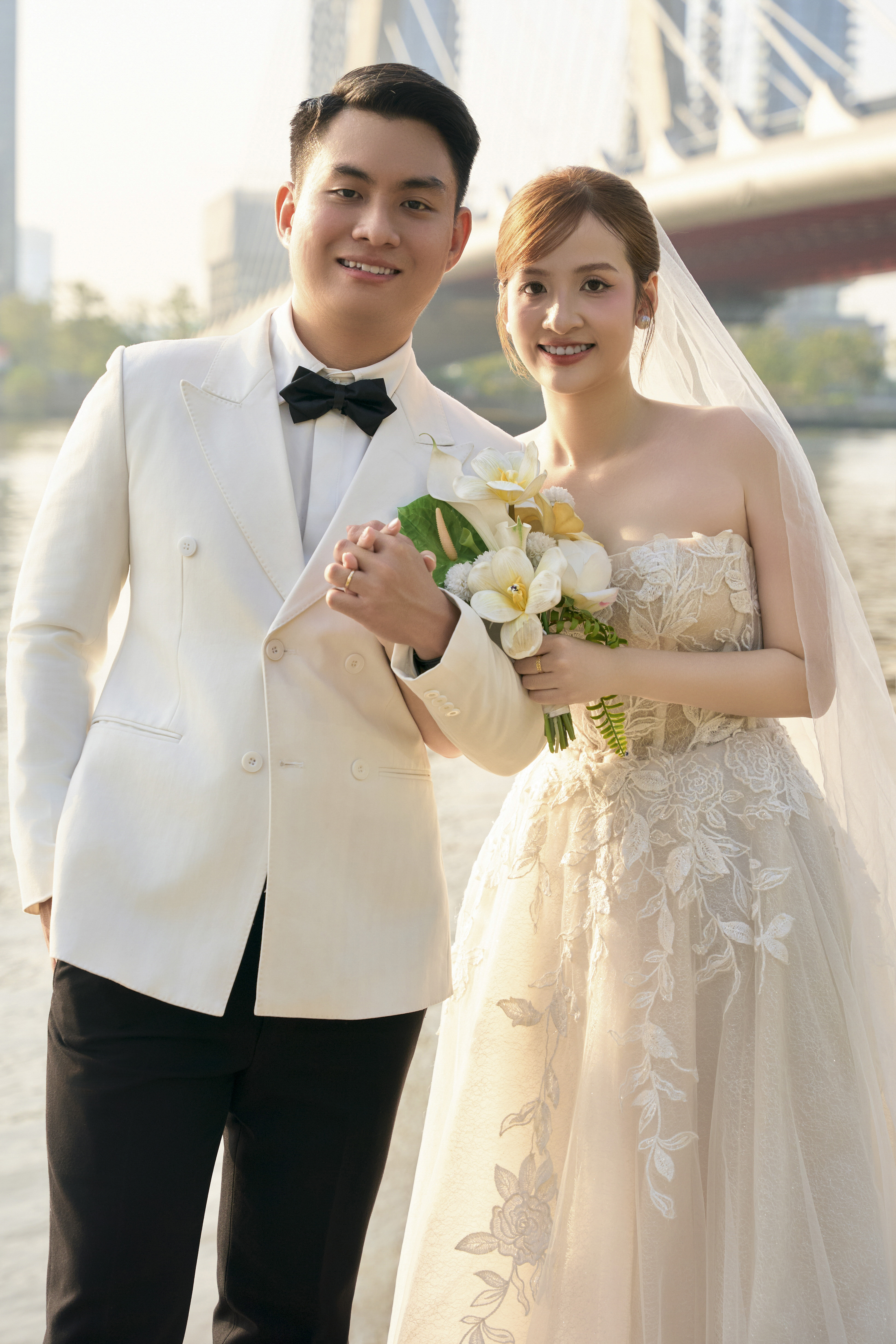 Cô dâu chú rể